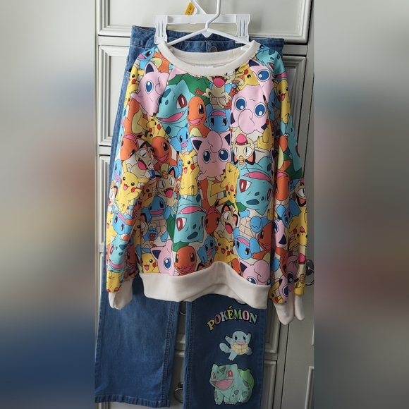 Pokémon Jeans And Sweatshirt Bundle NWT Girls -  10/12 - Picture 8 of 8